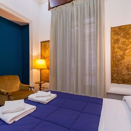 Appartement A Due Passi Dal Lungomare Di Mergellina By Wonderful Italy à Naples Extérieur photo