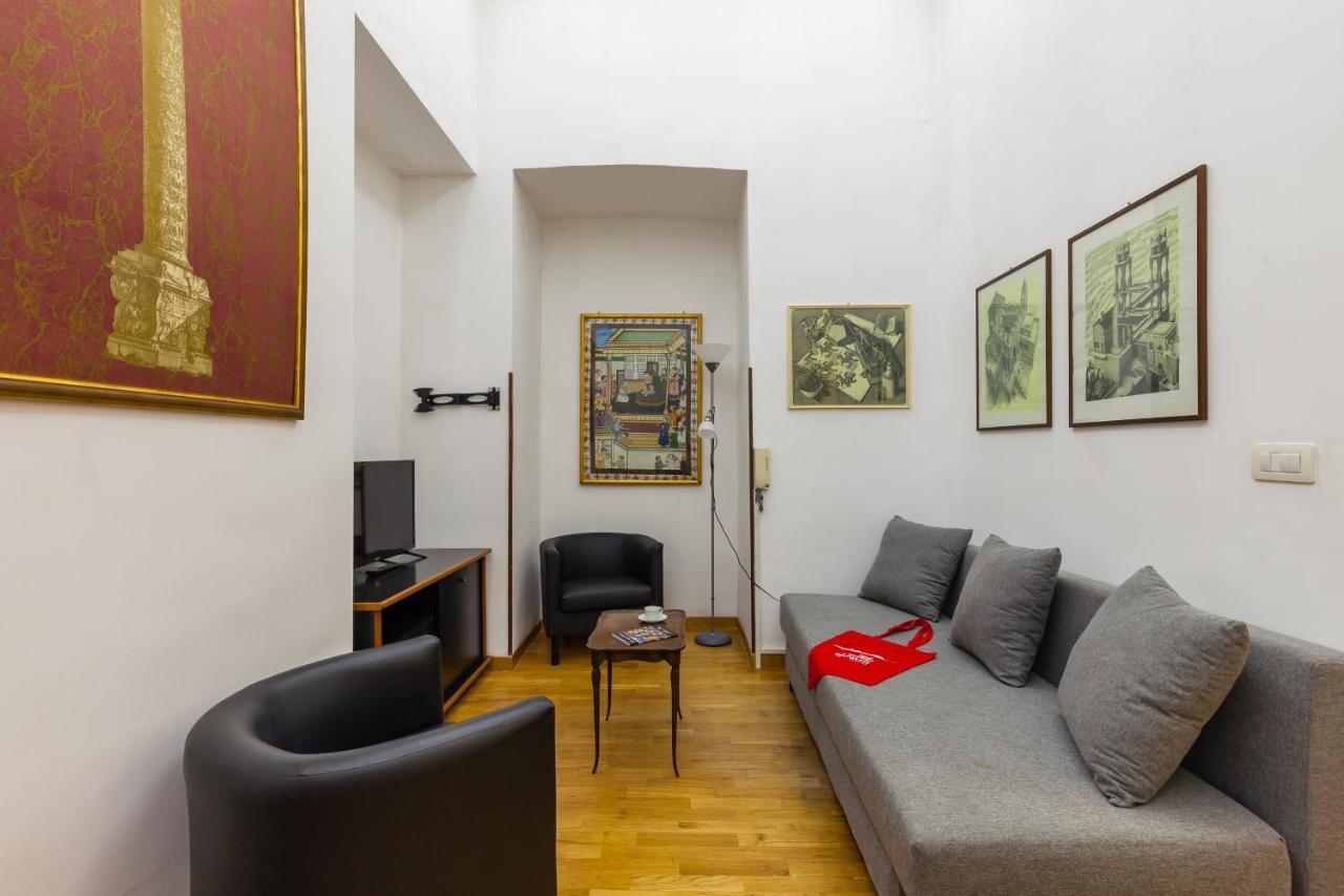 Appartement A Due Passi Dal Lungomare Di Mergellina By Wonderful Italy à Naples Extérieur photo
