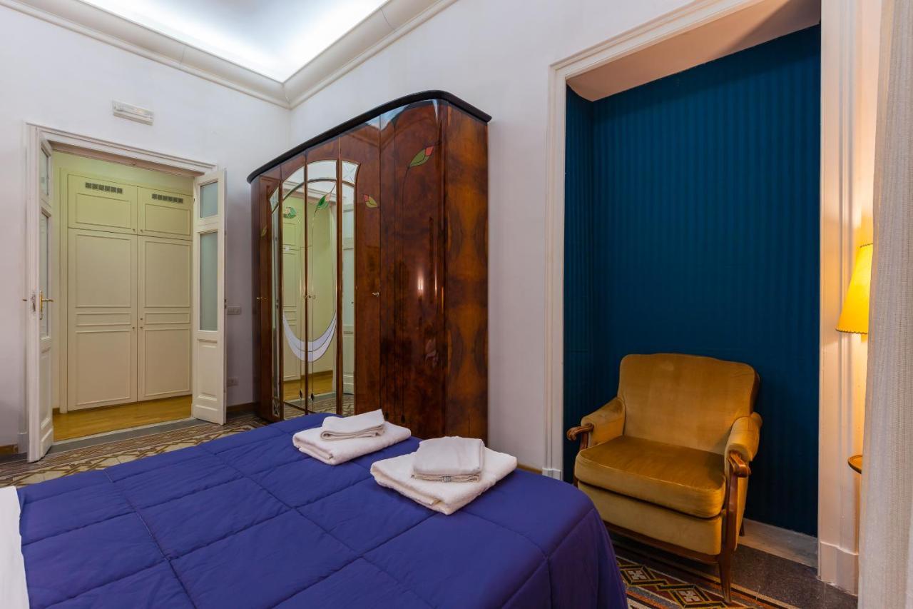 Appartement A Due Passi Dal Lungomare Di Mergellina By Wonderful Italy à Naples Extérieur photo